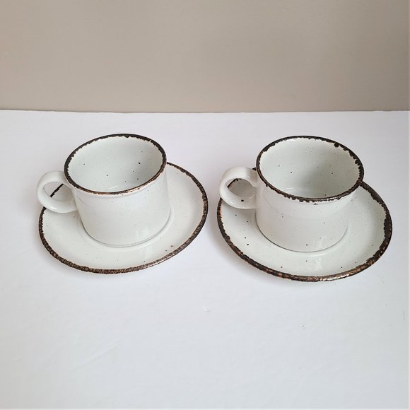 2 vintage Stonehenge Midwinter cups with saucers. - Picture 3 of 4